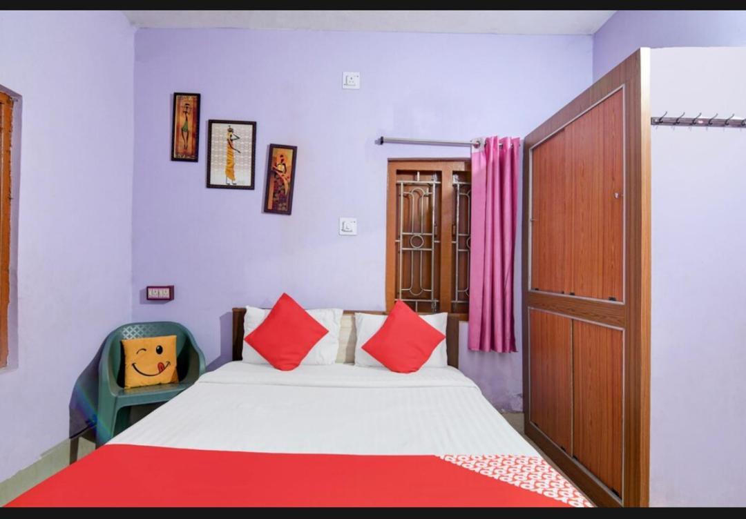 Hotel R Palace Bhubaneswar Esterno foto